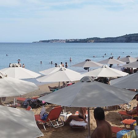 Takis Haikos House Two Minutes Walk To The Beach Peroulia 보우네리아 외부 사진