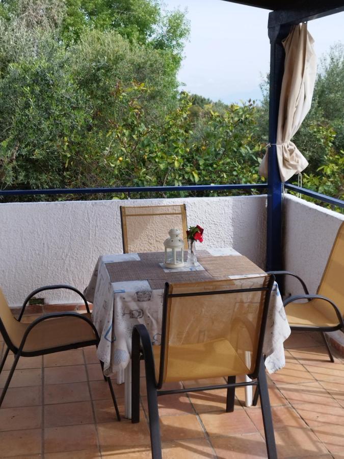 Takis Haikos House Two Minutes Walk To The Beach Peroulia 보우네리아 외부 사진