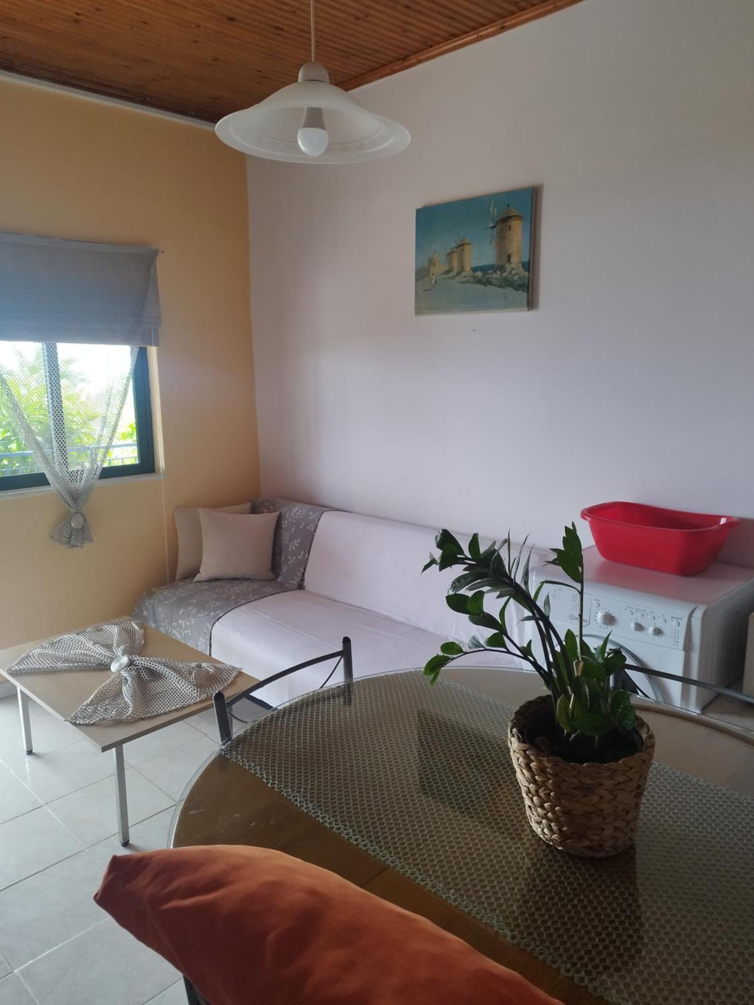 Takis Haikos House Two Minutes Walk To The Beach Peroulia 보우네리아 외부 사진