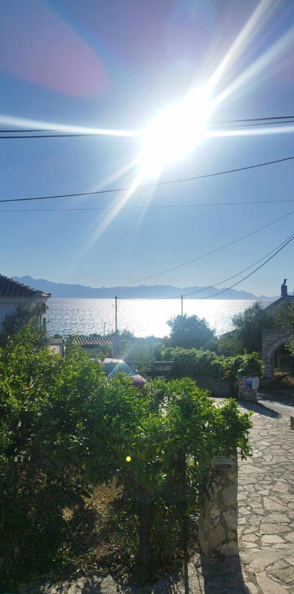 Takis Haikos House Two Minutes Walk To The Beach Peroulia 보우네리아 외부 사진
