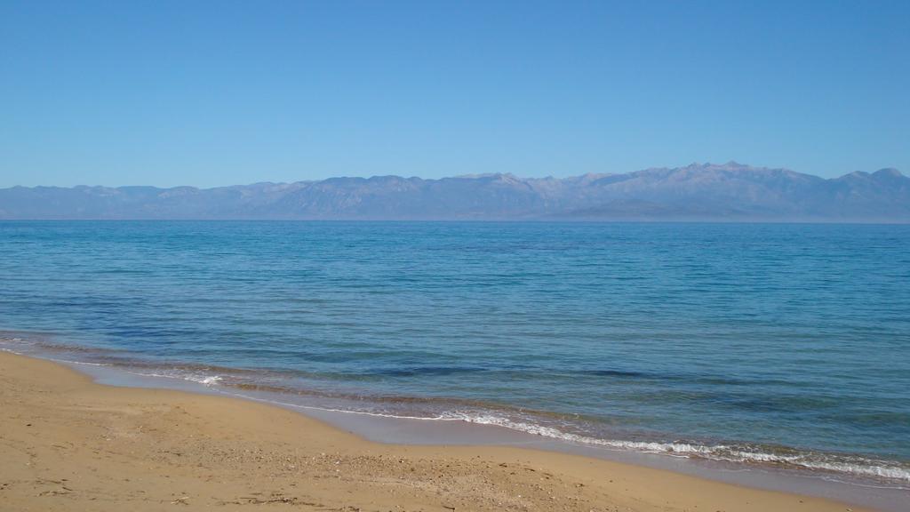 Takis Haikos House Two Minutes Walk To The Beach Peroulia 보우네리아 외부 사진